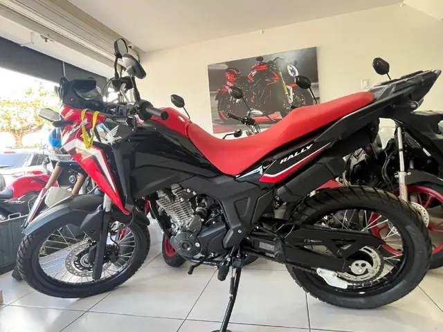 Moto Honda XRE Sahara 300 2025 Rally