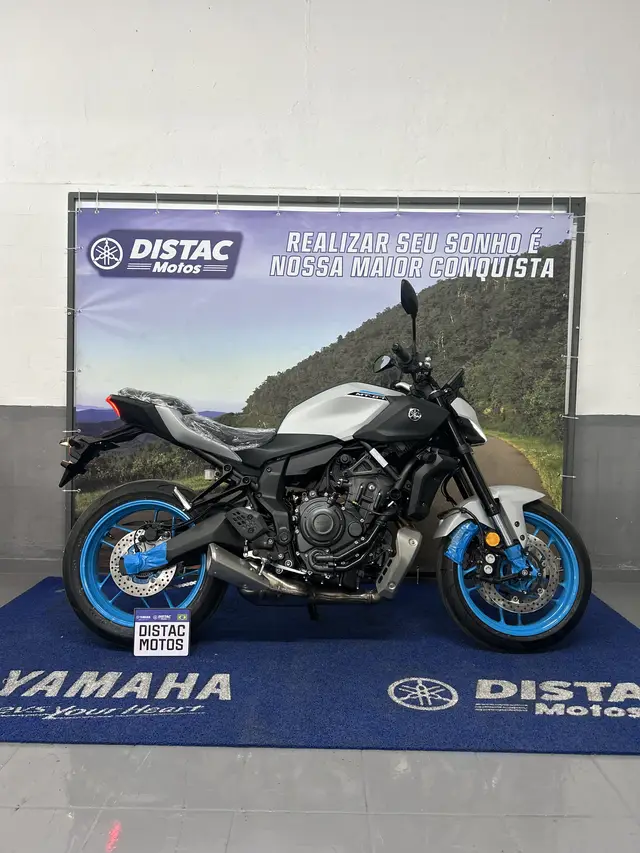 Moto Yamaha MT-07 2026 Connected