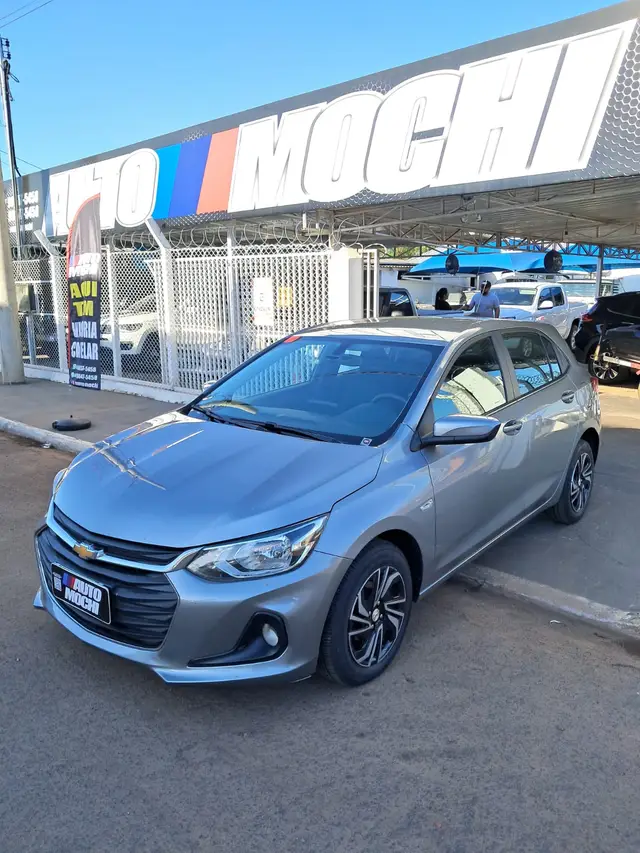 Carro Chevrolet Onix 2024 LT 1.0 Turbo