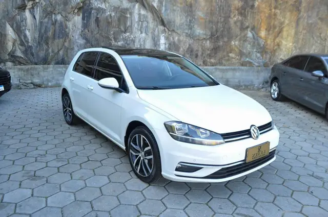 Carro Volkswagen Golf 2018 Comfortline 1.0 200 TSi (Aut) (Flex)