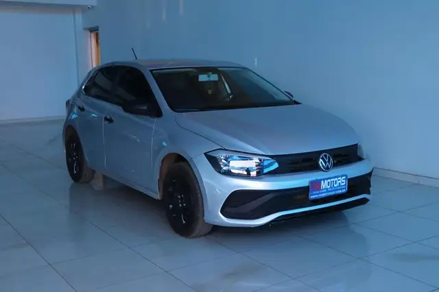 Carro Volkswagen Polo 2023 Track 1.0 Flex 12V 5p