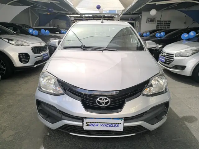 Carro Toyota Etios 2021 X 1.3 (Flex)