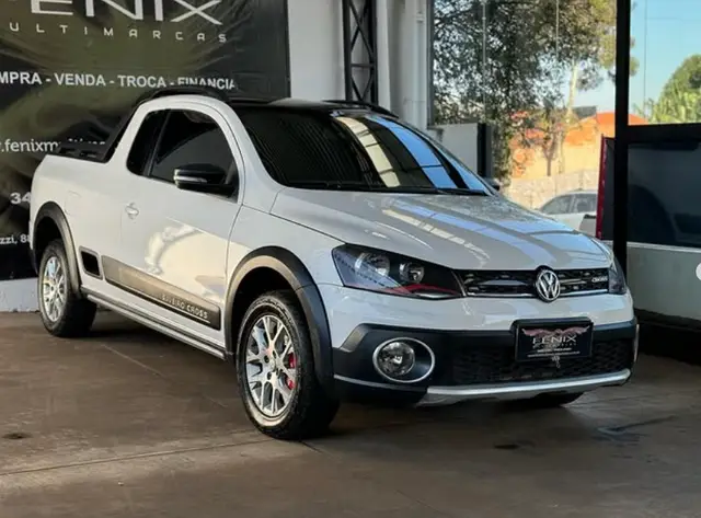 Carro Volkswagen Saveiro 2014 Cross 1.6 (Flex) (cab. estendida)