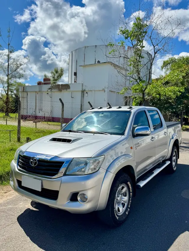 Carro Toyota Hilux Cabine Dupla 2013 Hilux 3.0 TDI 4x4 CD SR (Aut)