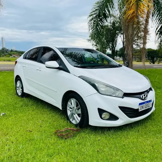 Carro Hyundai HB20S 2015 1.6 Comfort Plus (Flex)