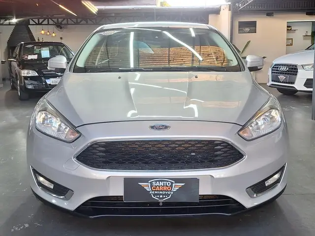 Carro Ford Focus Sedan 2016 Titanium 2.0 PowerShift