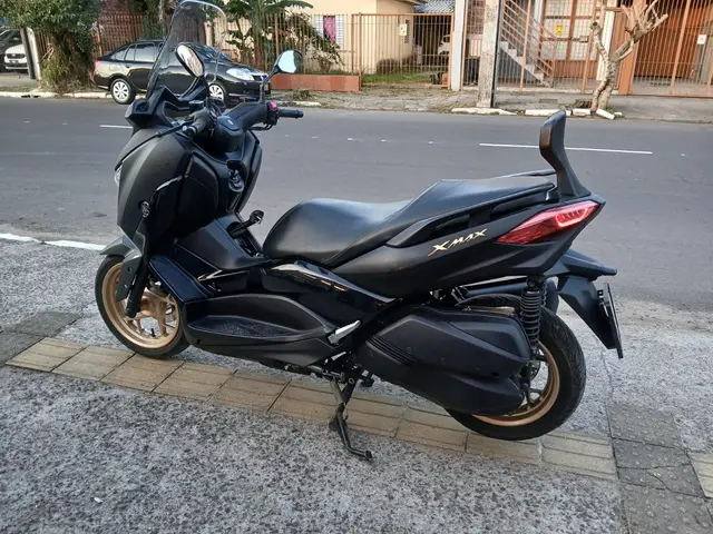 Moto Yamaha XMax 2021 250 (ABS)