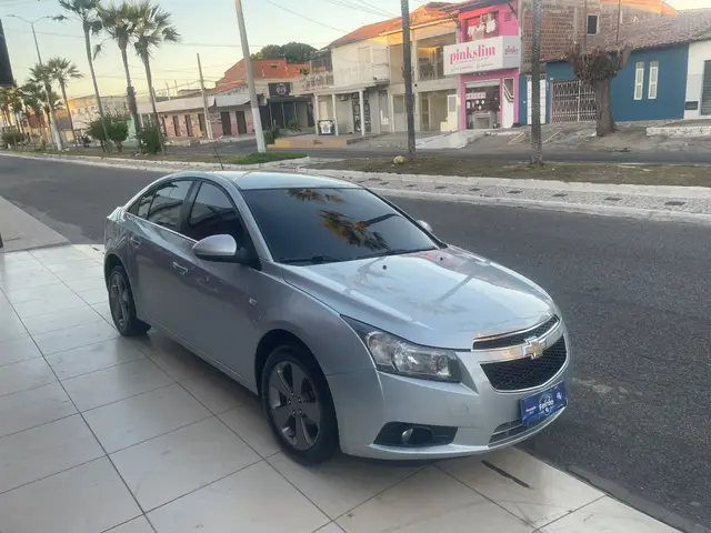 Carro Chevrolet Cruze 2012 LT 1.8 16V Ecotec (Flex)
