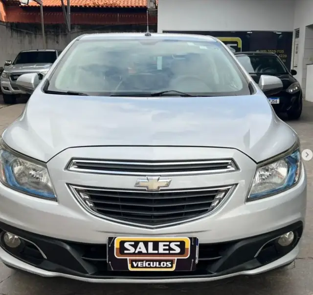 Carro Chevrolet Onix 2014 1.0 LT SPE/4