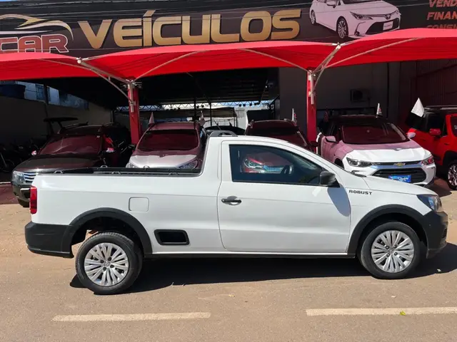 Carro Volkswagen Saveiro 2023 Robust 1.6 MSI CS (Flex)