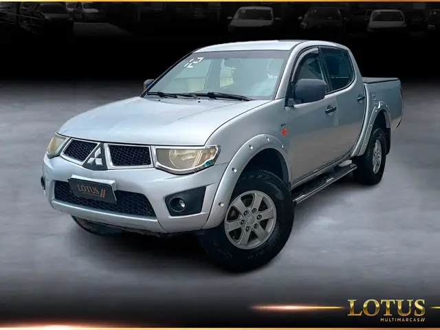 Carro Mitsubishi L200 Triton Outdoor 2012 GLS 2.5 4X4