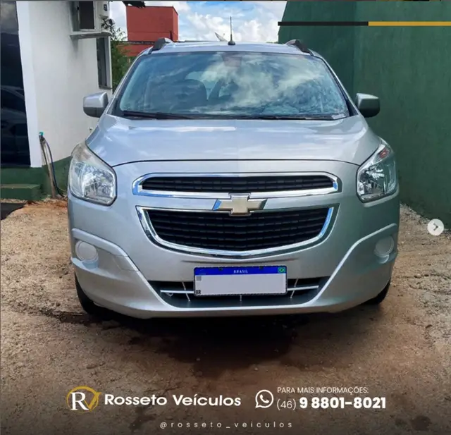 Carro Chevrolet Spin 2014 Advantage 5S 1.8 (Flex) (Aut)
