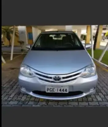 Carro Toyota Etios 2013 XS 1.3 (Flex)