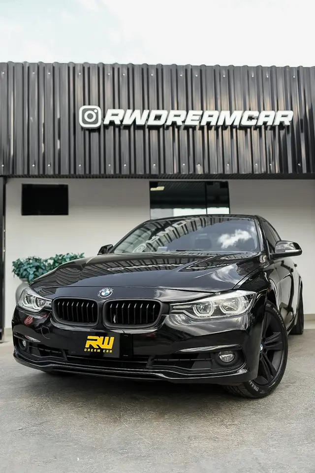Carro BMW 320i 2017 320i Sport ActiveFlex