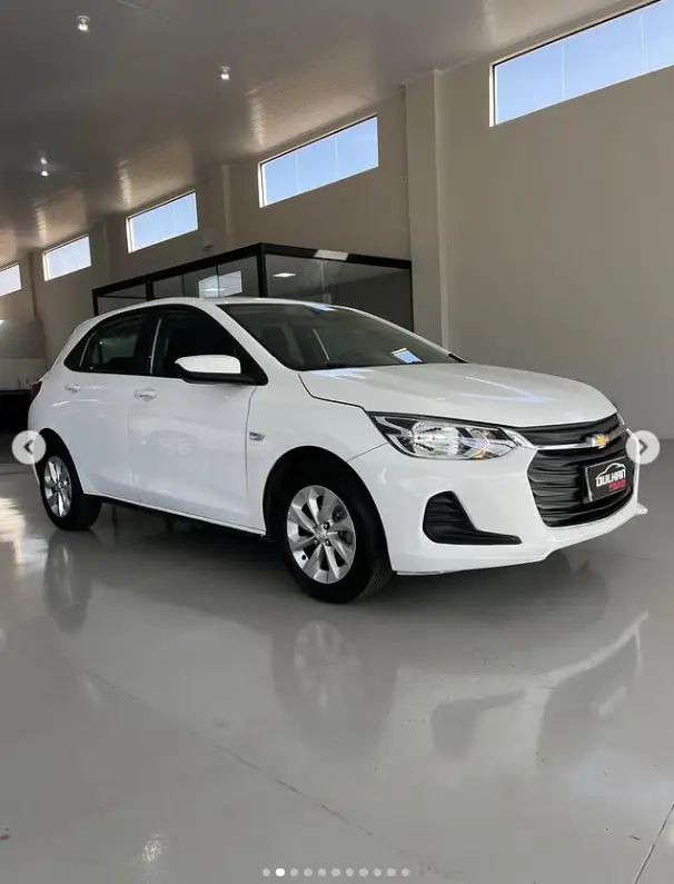 Carro Chevrolet Onix 2023 LT 1.0