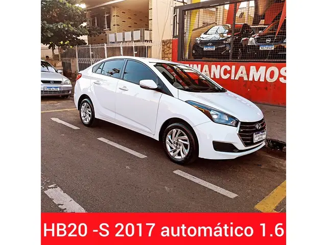Carro Hyundai HB20S 2017 1.6 Comfort Plus (Flex)
