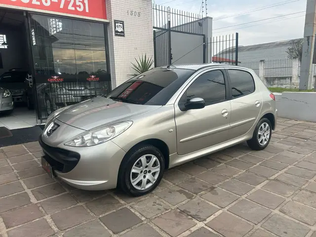 Carro Peugeot 207 2010 Hatch XR 1.4 8V (flex) 2p