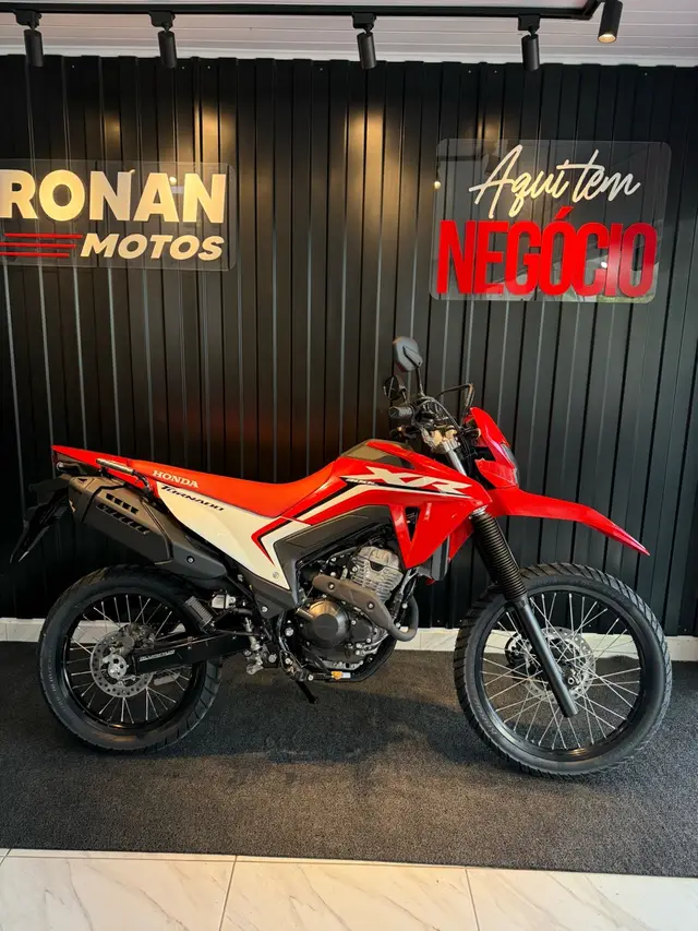 Moto Honda XR 300L 2025 Tornado