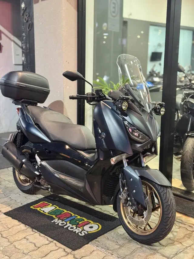 Moto Yamaha XMax 2023 ABS