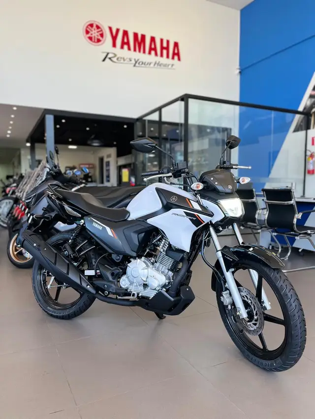 Moto Yamaha YBR 150 Factor 2025 Standard