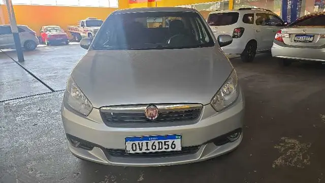 Carro Fiat Grand Siena 2014 Evo Attractive 1.4 8V (Flex)
