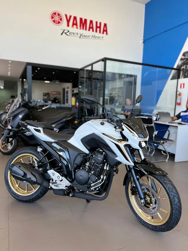 Moto Yamaha Fazer FZ25 2025 ABS