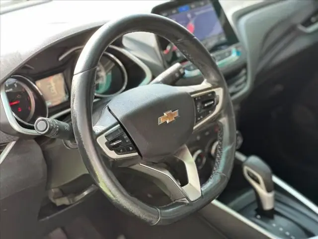 Carro Chevrolet Onix 2023 LTZ 1.0 Turbo (Aut.)