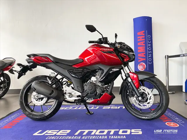 Moto Yamaha Fazer FZ15 2025 Connected