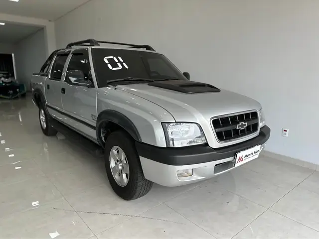 Carro Chevrolet S10 Cabine Dupla 2001 S10 STD 4x2 2.8 (nova série) (Cab Dupla)