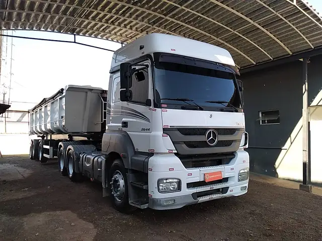 Caminhão Mercedes-Benz Axor 2022 2644 S/36 6X4E5