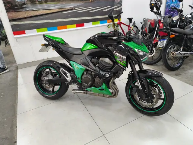 Moto Kawasaki Z 800 2014 Z-800