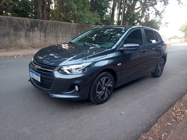 Carro Chevrolet Onix 2024 LT 1.0