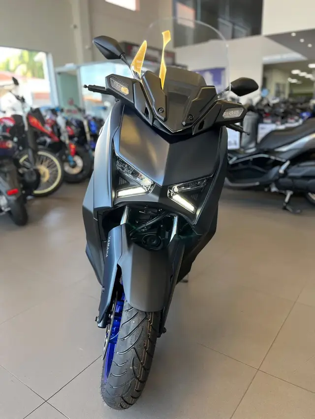 Moto Yamaha XMax 2025 250 Connected