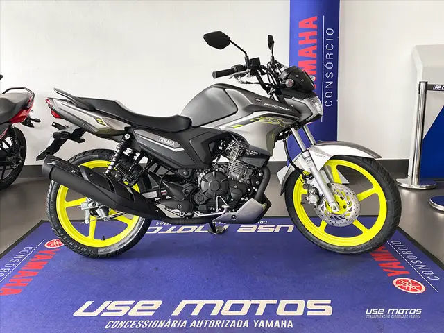 Moto Yamaha YBR 150 Factor 2025 DX