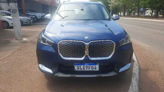 Carro BMW iX1 2024 eDrive20 X Line (Aut.) (Elétrico)