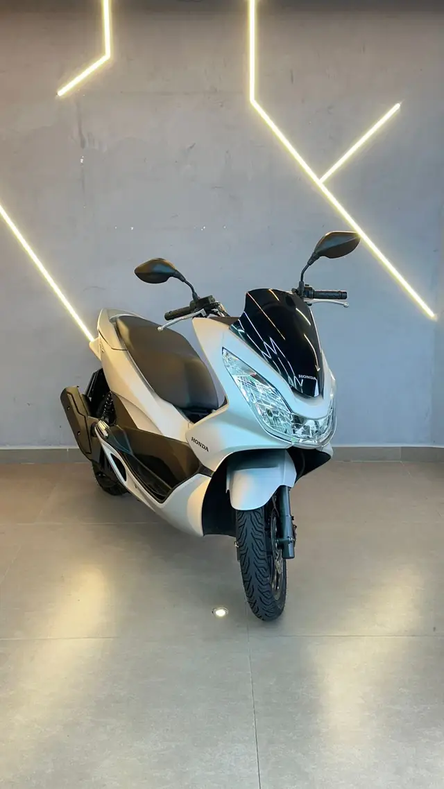 Moto Honda PCX 150 2018 DLX