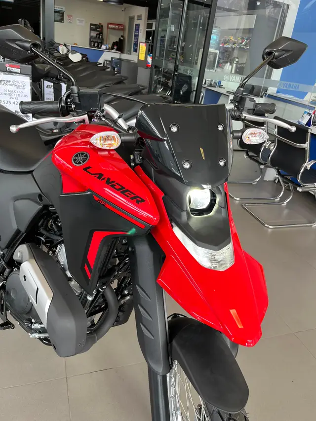 Moto Yamaha XTZ 250 Lander 2025 Connected