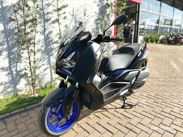 Moto Yamaha XMax 2026 300 Connected
