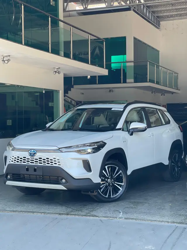 Carro Toyota Corolla Cross 2026 XRX Hybrid 1.8