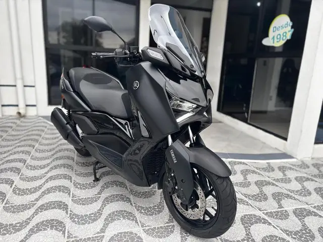 Moto Yamaha XMax 2025 250 Connected