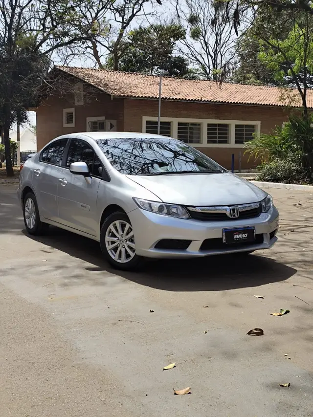 Carro Honda Civic 2016 LXS 1.8 i-VTEC (Aut) (Flex)