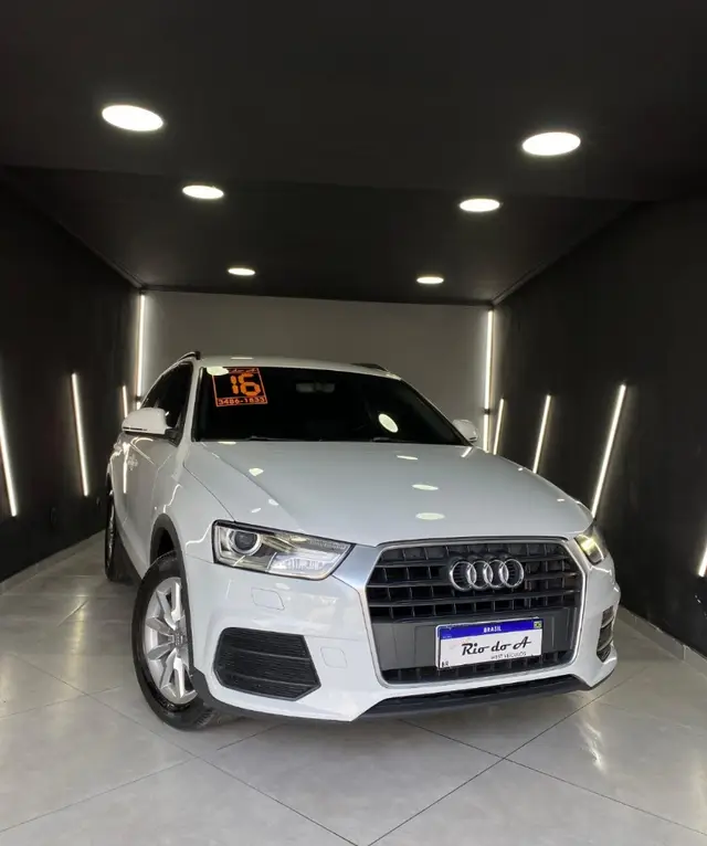 Carro Audi Q3 2016 1.4 TFSI Ambiente S Tronic