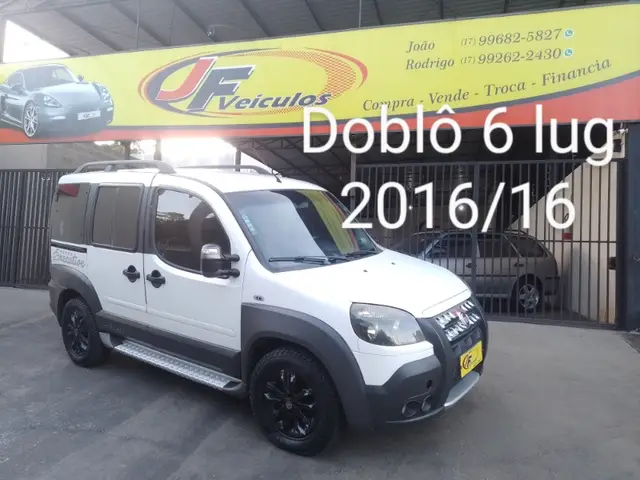 Carro Fiat Doblò 2016 Adventure 1.8 16V (Flex)