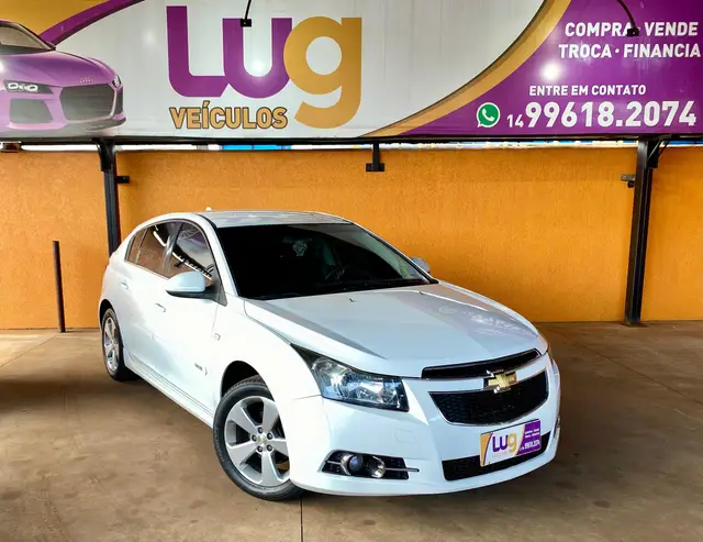 Carro Chevrolet Cruze Sport6 2014 LT 1.8 16V Ecotec (Flex)