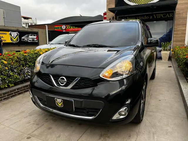 Carro Nissan March 2017 1.6 16V SL (Flex)