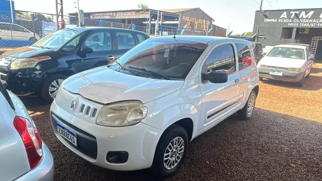 Carro Fiat Uno 2014 Vivace 1.0 8V (Flex) 2p