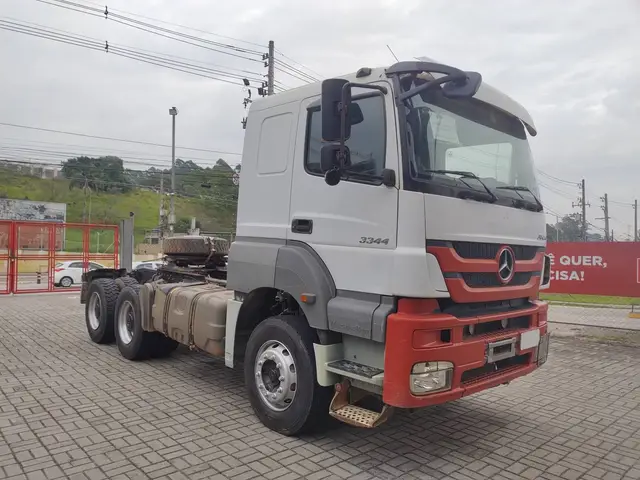 Caminhão Mercedes-Benz Axor 2021 3344 S/33 6X4E5