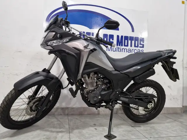 Moto Honda XRE Sahara 300 2025 ABS