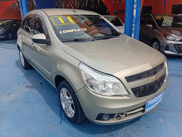 Carro Chevrolet Agile 2011 LTZ 1.4 8V (Flex)