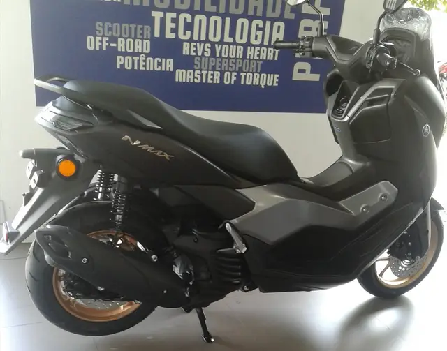 Moto Yamaha NMax 2025 Connected 160 ABS